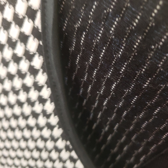 Black and white bodycon dress - Picture 2 of 6